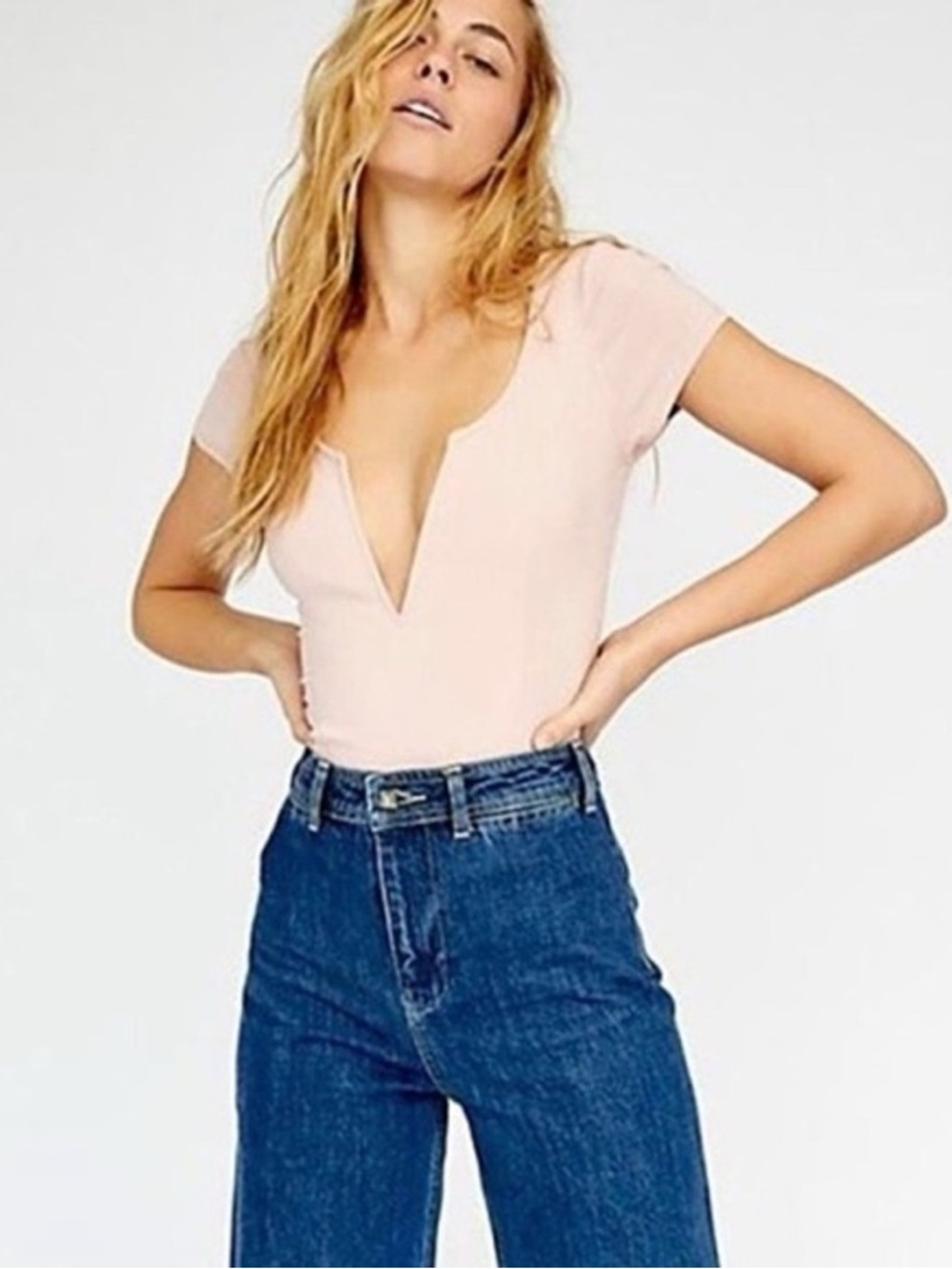Free People Deep Conversations V Short Sleeve Bodysuit — Blush Pink XS